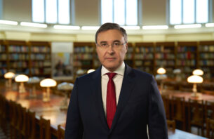 Валерий Фальков поздравил преподавателей высшей школы с профессиональным праздником