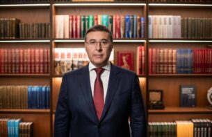 Поздравление главы Минобрнауки России с Днём защитника Отечества